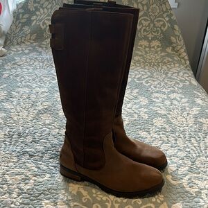 Womens Sorel tall brown boot size 10.5, like new.